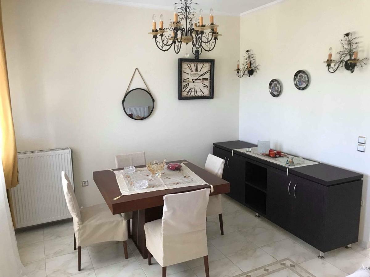 Amazing House In Kiato Near The Beach Extérieur photo
