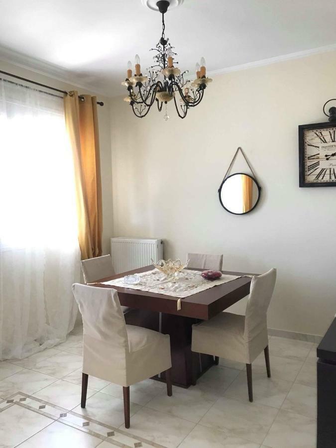 Amazing House In Kiato Near The Beach Extérieur photo